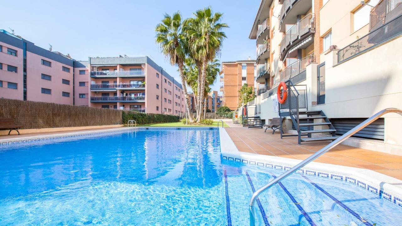 2P-53 - Lloret De Mar Exterior foto